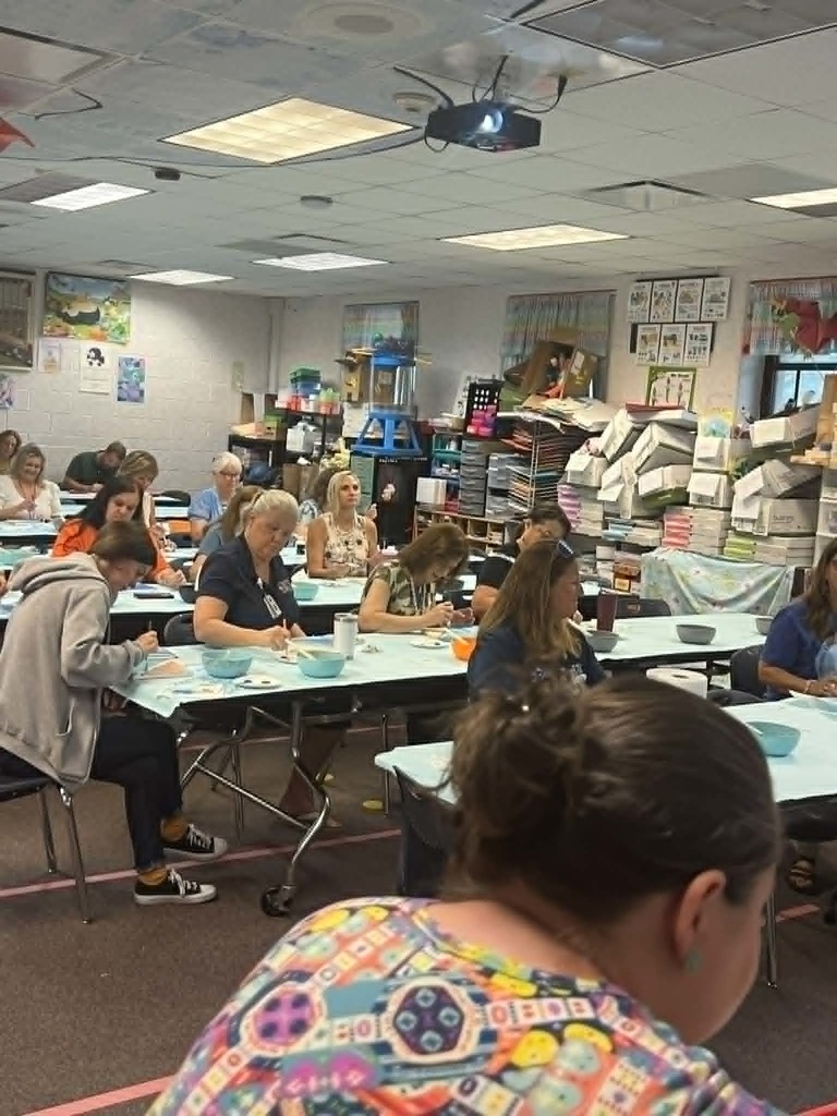 🎨🖌Faculty Art Fun!🖌🎨 We had such a great time CRUISIN' during Faculty/Staff Appreciation Week! One of our activities was painting a beach season that was led by our amazing Mrs. Pickman!