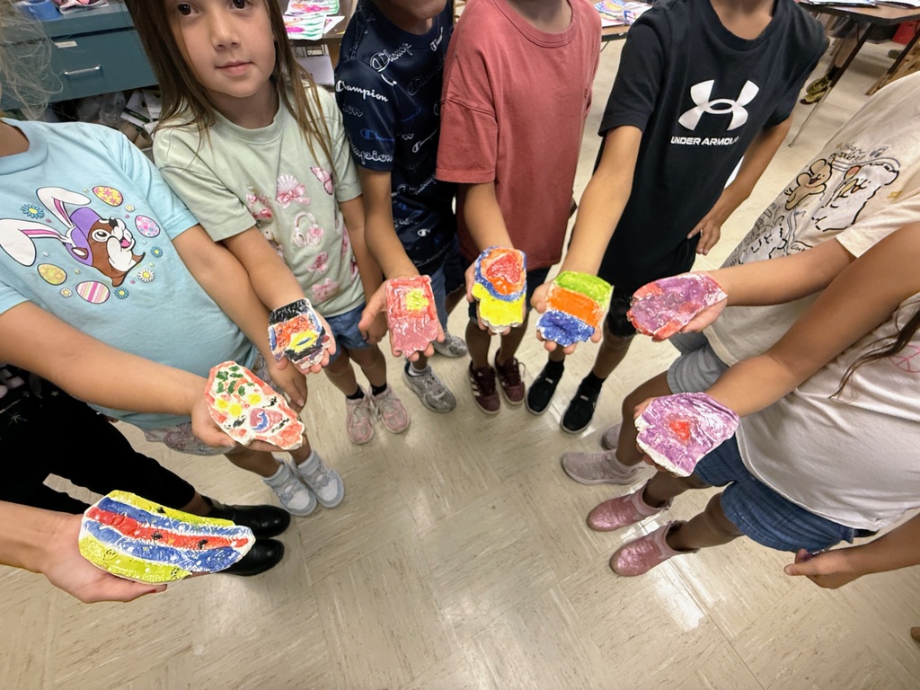 🎨 Something "Clay-mazing" is Coming Home! 🎨  Mrs. Bramlitt's art studio at Paterson Elementary has been a hive of creativity lately! Every single grade level has been getting their hands messy and diving deep into the wonderful world of ceramics.  Our talented young artists have become mini-potters, mastering the entire scientific and artistic journey of their creations:  Wet Clay: Learning to shape and mold their visions. Greenware: Patiently waiting for pieces to air-dry. Bisqueware: Seeing their art transform after the first firing in the kiln. Glazeware: Adding vibrant colors and that final finishing shine!  Through every smudge of mud and splash of glaze, they’ve learned the patience and skill it takes to turn raw earth into a masterpiece. Most importantly, they’ve had an absolute blast doing it!  Keep an eye out—your students are so excited to bring their finished treasures home to share with you! 🏺✨  #ArtEducation #ProudPotters #ClaytoGlaze #PositivelyPaterson #MasterfulManateesWhoLoveArt