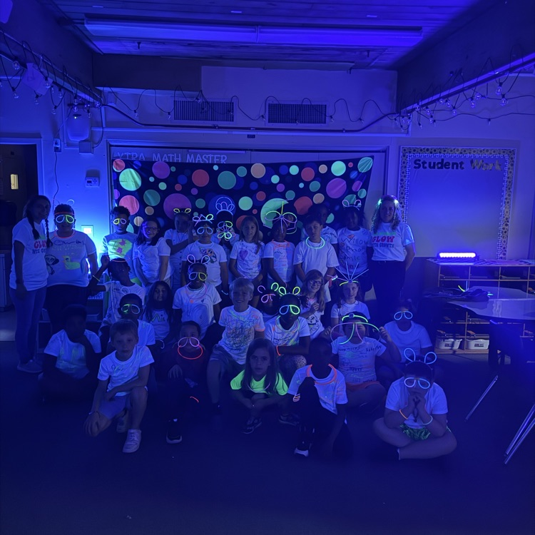 glow party