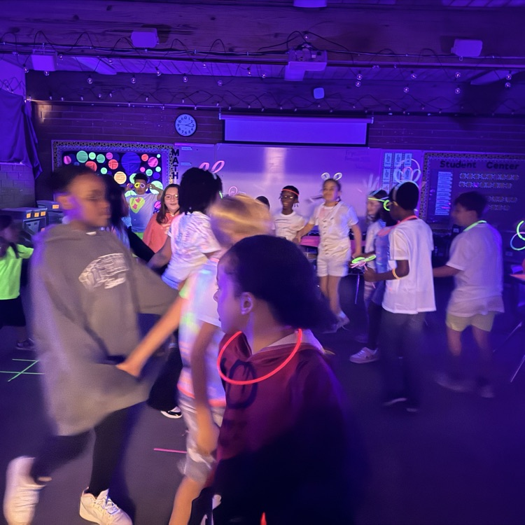 glow party