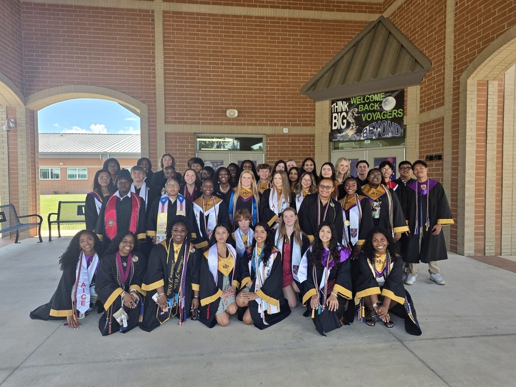 Senior Walk at DOE, OVE, POE, OLJH