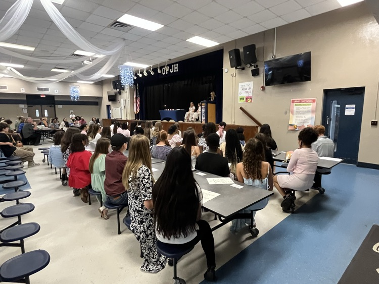 hs