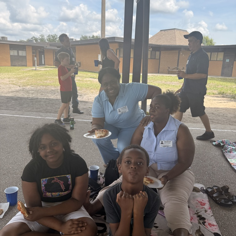 3rd grade family picnic 