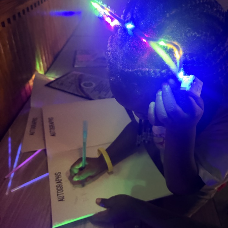 glow party 