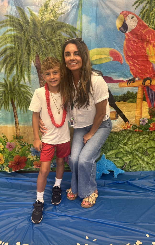 🌴☀️ Aloha, summer! 🌺🍍 Mrs. Fletcher’s class officially wrapped up the school year with an epic end-of-year Luau! From the decorations to the vibes, it was the perfect way to hula our way into summer break. 😎🎉  A massive THANK YOU to our incredible parent volunteers! We couldn’t have pulled off this tropical paradise without your amazing help. 🙌✨ #ClassLuau #EndOfTheYear #BestParentsEver #SummerVibes