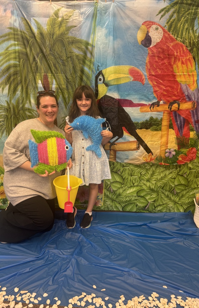 🌴☀️ Aloha, summer! 🌺🍍 Mrs. Fletcher’s class officially wrapped up the school year with an epic end-of-year Luau! From the decorations to the vibes, it was the perfect way to hula our way into summer break. 😎🎉  A massive THANK YOU to our incredible parent volunteers! We couldn’t have pulled off this tropical paradise without your amazing help. 🙌✨ #ClassLuau #EndOfTheYear #BestParentsEver #SummerVibes