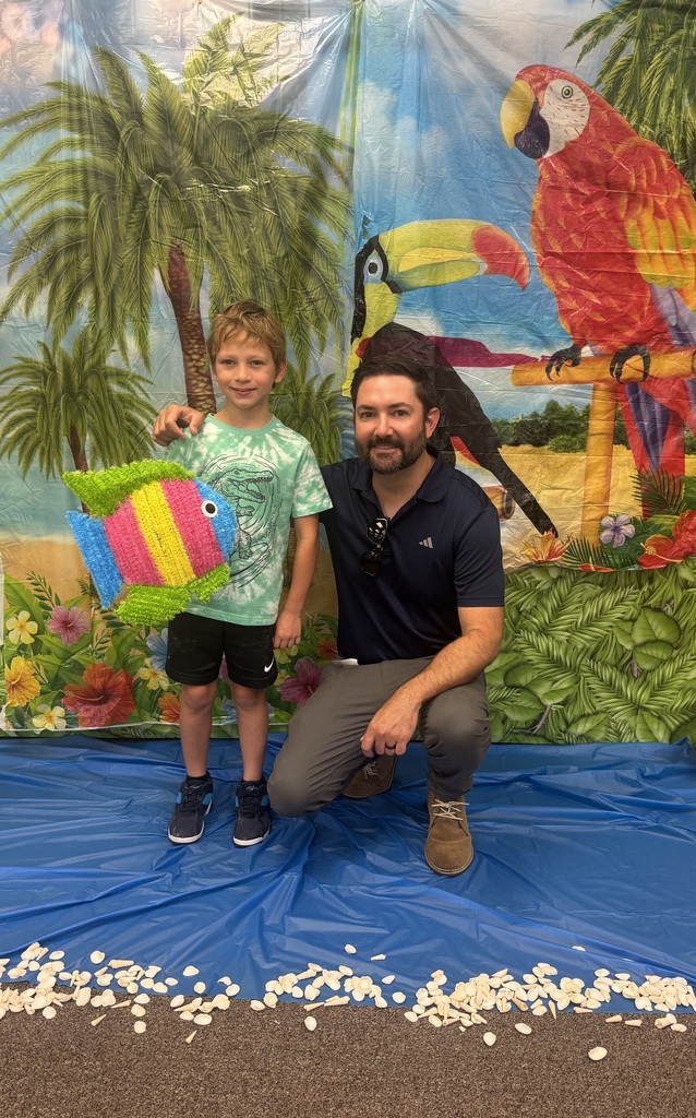🌴☀️ Aloha, summer! 🌺🍍 Mrs. Fletcher’s class officially wrapped up the school year with an epic end-of-year Luau! From the decorations to the vibes, it was the perfect way to hula our way into summer break. 😎🎉  A massive THANK YOU to our incredible parent volunteers! We couldn’t have pulled off this tropical paradise without your amazing help. 🙌✨ #ClassLuau #EndOfTheYear #BestParentsEver #SummerVibes