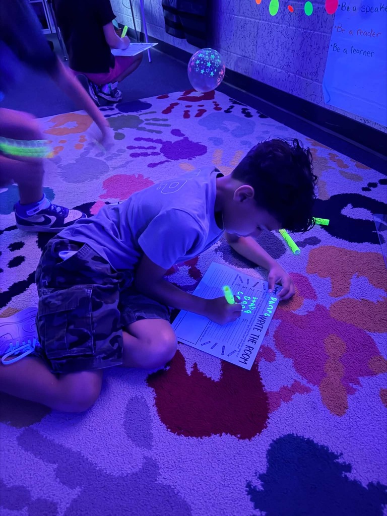 💥🎉2nd Grade Glow Party🎉💥 What a fun way to wrap a year of hardwork and learning...GLOW PARTY!