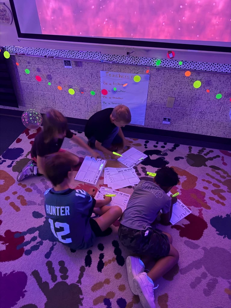💥🎉2nd Grade Glow Party🎉💥 What a fun way to wrap a year of hardwork and learning...GLOW PARTY!