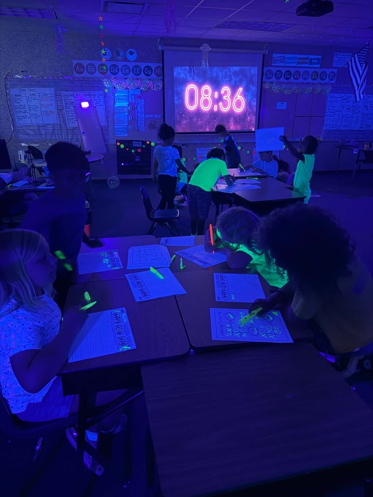 💥🎉2nd Grade Glow Party🎉💥 What a fun way to wrap a year of hardwork and learning...GLOW PARTY!