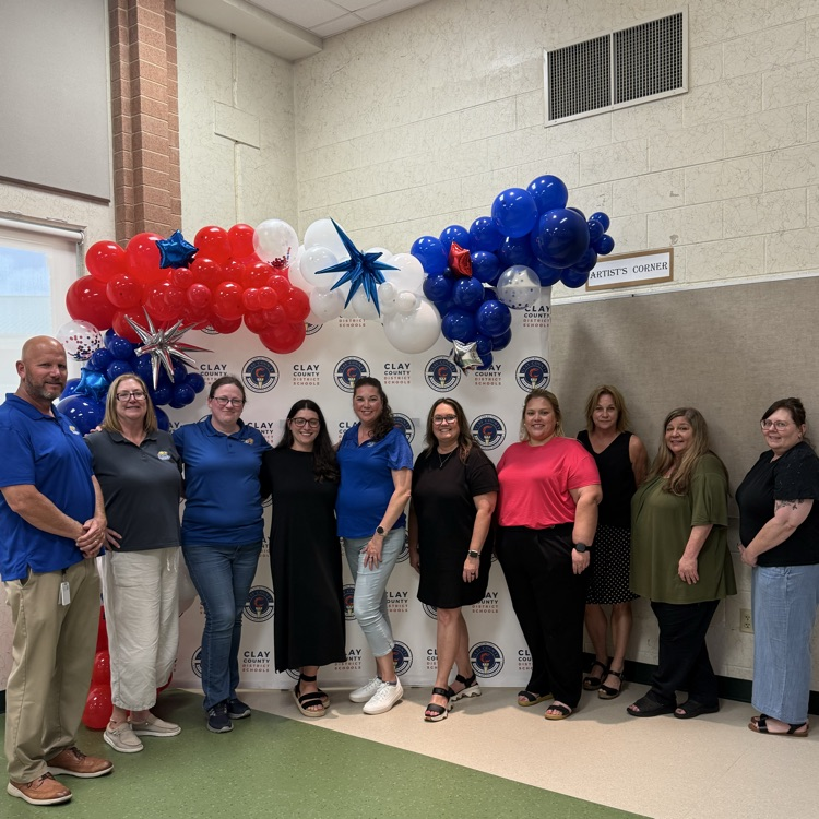 A picture of several teachers and administrators from Bannerman Learning Center who attended Oneclay Leadership Academy this year.