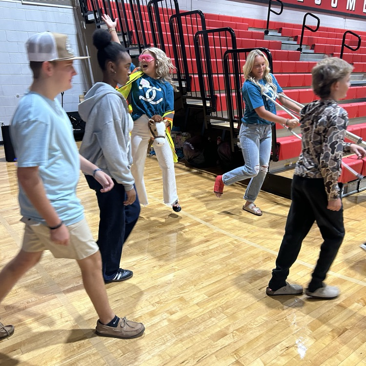 freshmen class at bronco round up