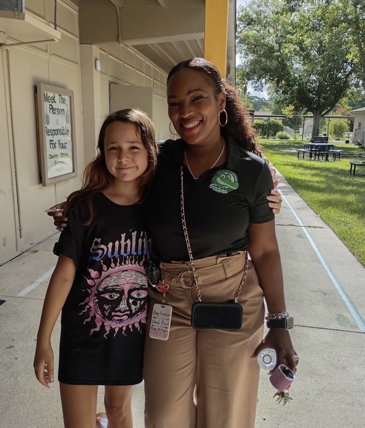 Students, Family, Staff, and Community partners at Meet the Teacher event