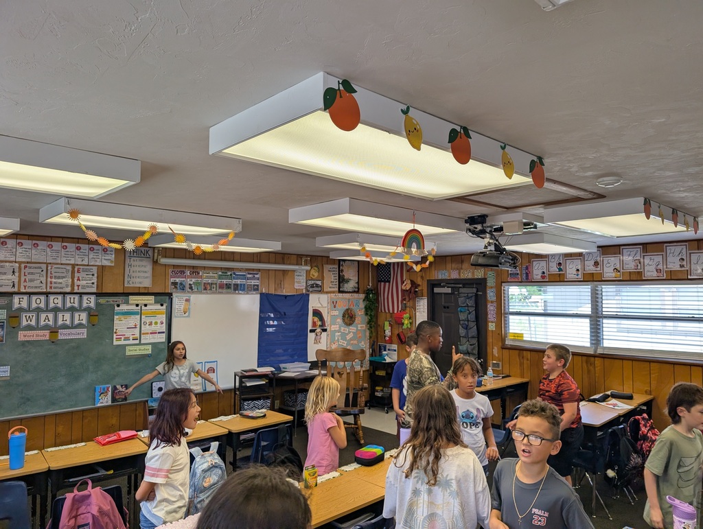 students working together to get into an organized line