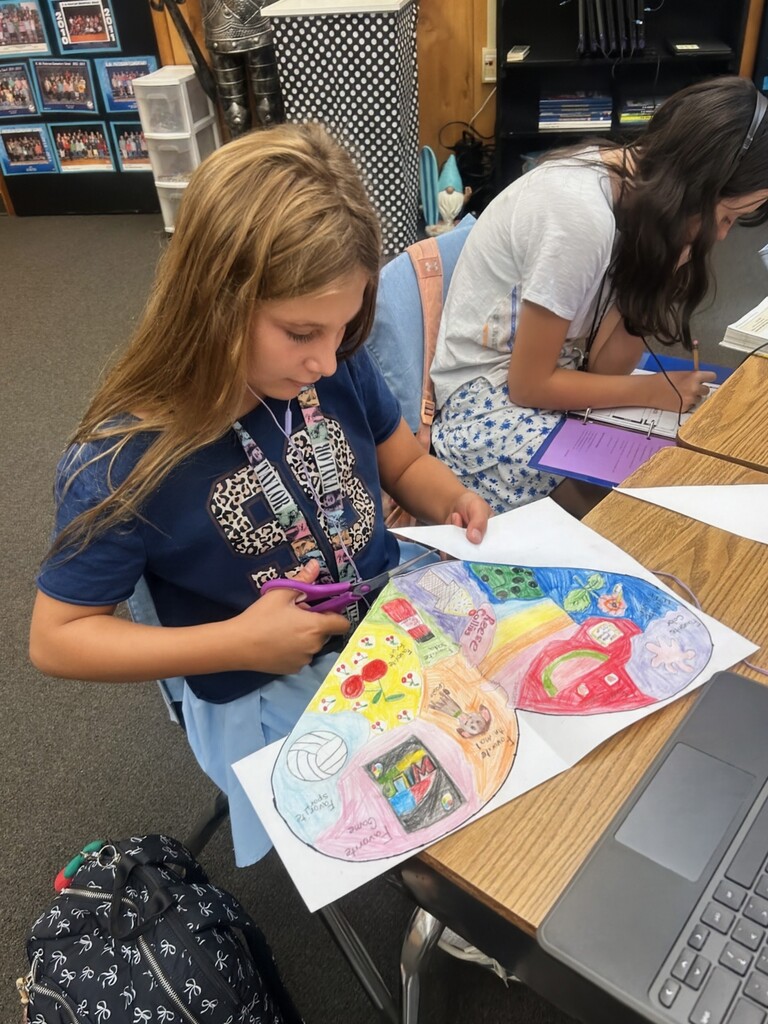 Time-traveling through the ages with Mrs. Creswell’s World History crew! 🧭✨ We’re mapping out major historical events—and putting a whole lot of heart into it. 🗺️❤️