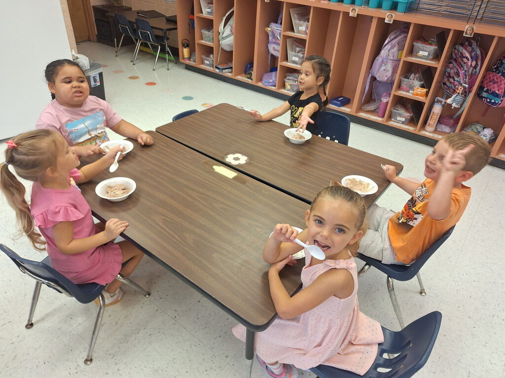 Scoops of fun and tons of science! 🍦✨ Our VPK scientists turned ice cream making into a deliciously hands-on lesson today. We practiced measuring, learned all about solids and liquids, and got to taste the ultimate tasty experiment! 🧪🥣😋