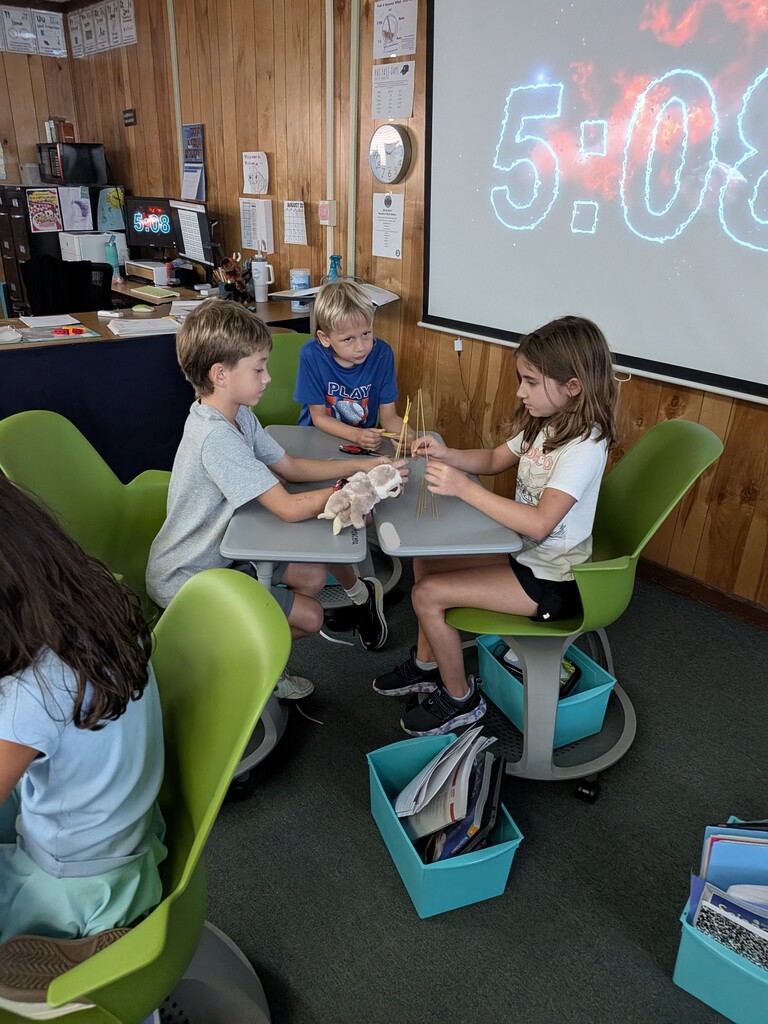 12 spaghetti noodles. 1 strip of tape. Unlimited imagination! 🍝✨ Mrs. Castillo’s class took on the ultimate building challenge today. Future engineers in the making! 🏗️ Pass the sauce, we’re building bridges!