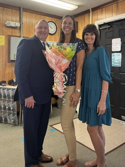✨ Honoring Excellence at Paterson Elementary! ✨ It is with great honor and excitement that we announce this year's Teacher of the Year, Mrs. Steinfurth, and School-Related Employee of the Year, Mrs. Ramirez! 🌟 Mrs. Steinfurth is an extraordinary 5th-grade math teacher who teaches, reaches, and inspires every single student who walks into her classroom. Her passion for helping kids grow makes a lasting impact every single day. 🌟 Mrs. Ramirez works tirelessly behind the scenes and in the spotlight, supporting our teachers and actively engaging with students both inside and outside the classroom. Her dedication keeps our school running smoothly and with so much heart. Please join us in celebrating these two incredible women who make Paterson Elementary and our Manatee family better every day! 🏆🎉