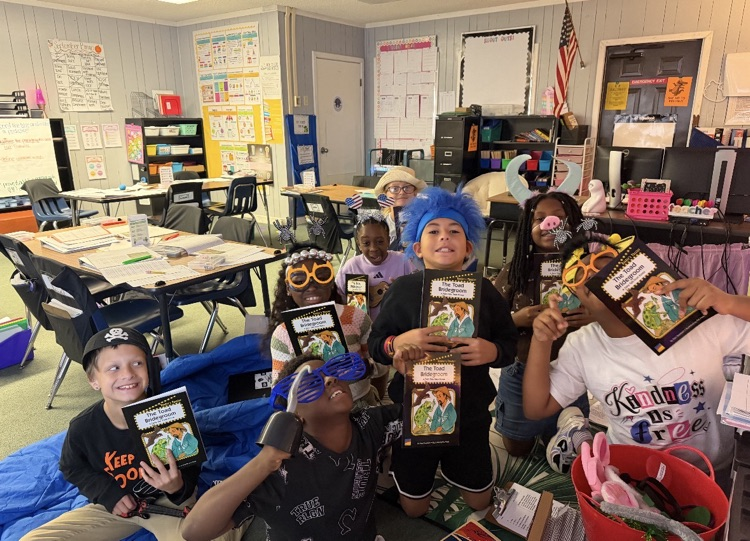 Students dressed up for Reader’s Theatre 