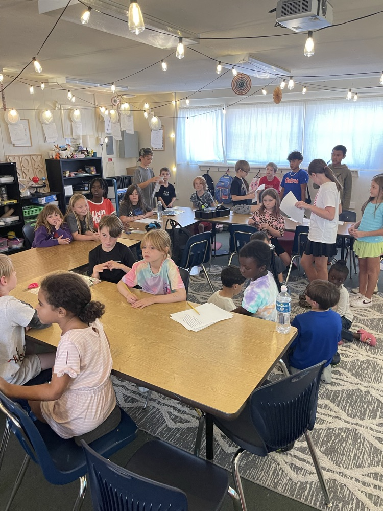 students working together 