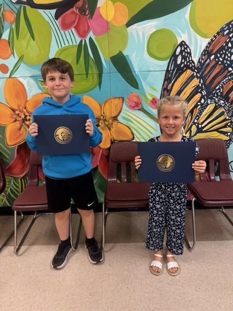 🎨 Huge congratulations to our talented Manatee Artists! 👏 We are so proud to announce that our students were recognized at the October School Board Meeting for their winning designs in the 2026–2027 Drug Free Schools Calendar! 🗓️✨ A special thank you to Dr. Melanie Sanders and Stephanie Geoghagan for presenting our student artists with this well-deserved recognition. Your creativity and commitment to living drug-free inspire us all! 🌟