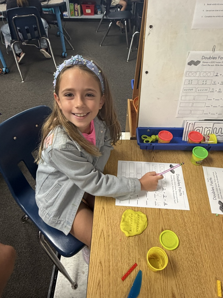 student in 1st grade 