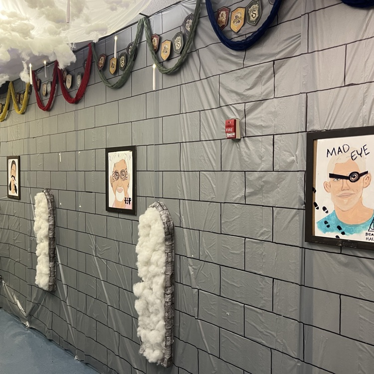 Which grade brought the best set design?