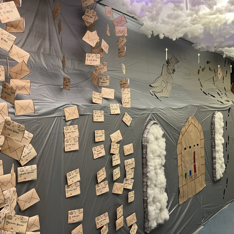 Which grade brought the best set design?