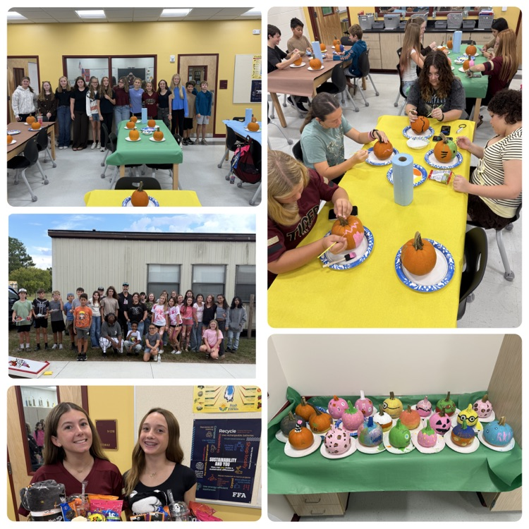 Lake Asbury junior high school FFA, enjoying a tailgating party and painting pumpkins!