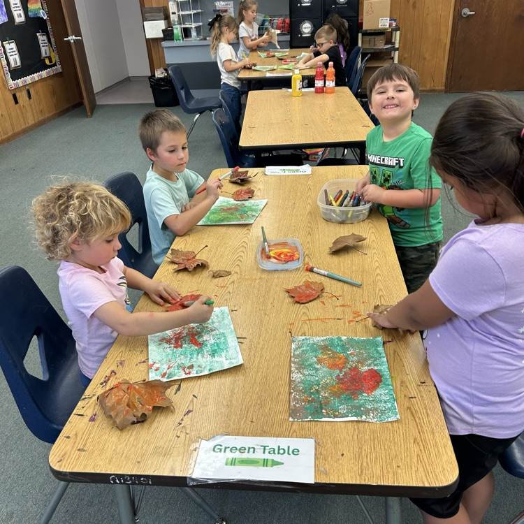 Bennett Bee nature artists