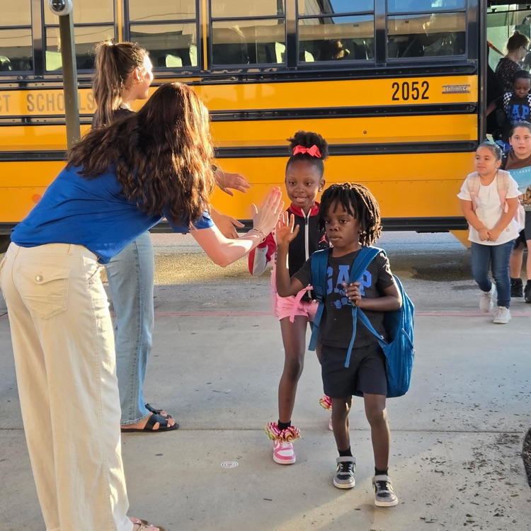 High 5 Friday and CHS Homecoming Parade