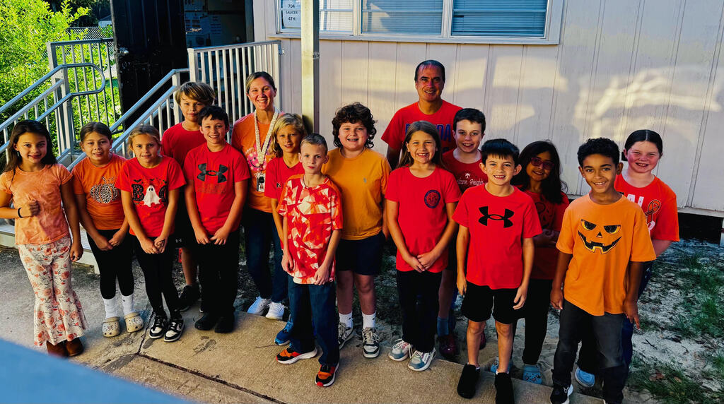 🧡 Happy Unity Day, KHES! 🧡Today, our Keystone Heights Elementary students and staff stood tall together to send a clear message: kindness, acceptance, and inclusion win! 🤝✨Check out some highlights from today as our school came together in a sea of orange to take a stand against bullying! Thank you to all of our students, parents, and staff for showing up, wearing orange, and making KHES a safe, supportive place for everyone. Keep spreading that kindness! 🧡👇 (Swipe through the photos below! 📸