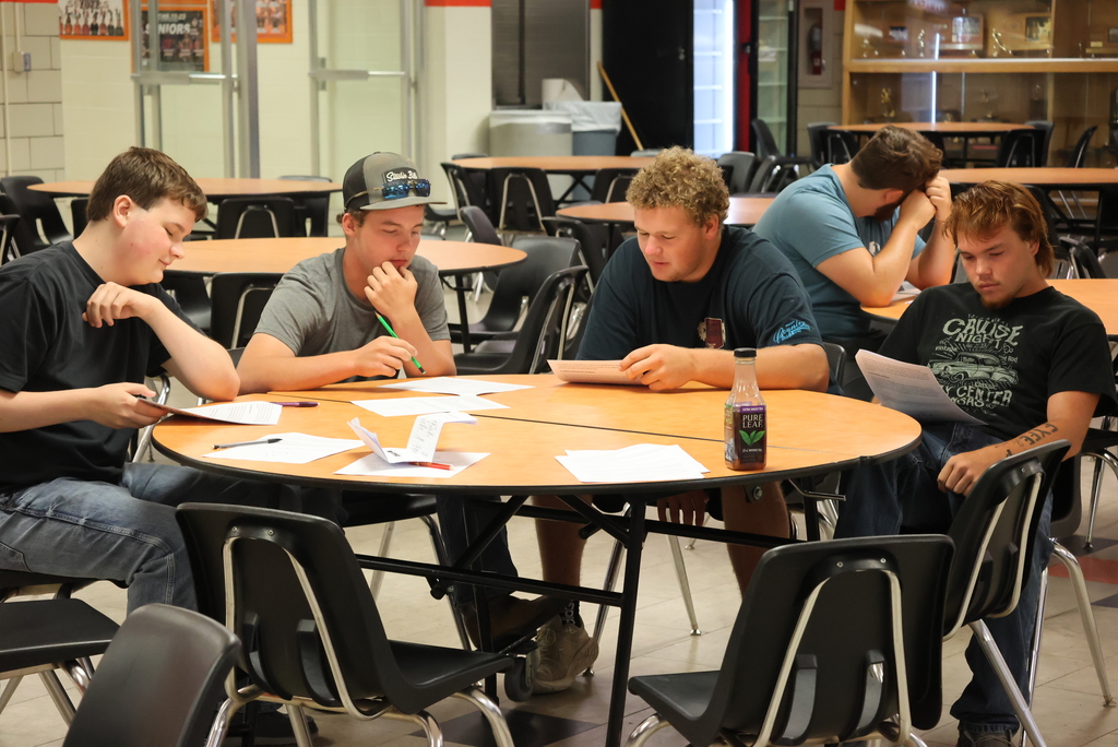CCCHS and Wakefield senior intern students spent their last day of freedom in the classroom learning about their upcoming year-long interning process. Work-Based Learning Director Nichole Weller and the high school counselors have set up 34 seniors to spend part of their day interning at a local business or organization. We are thankful to have so many options in our community for our kids to learn and grow into quality employees! #celebrate379