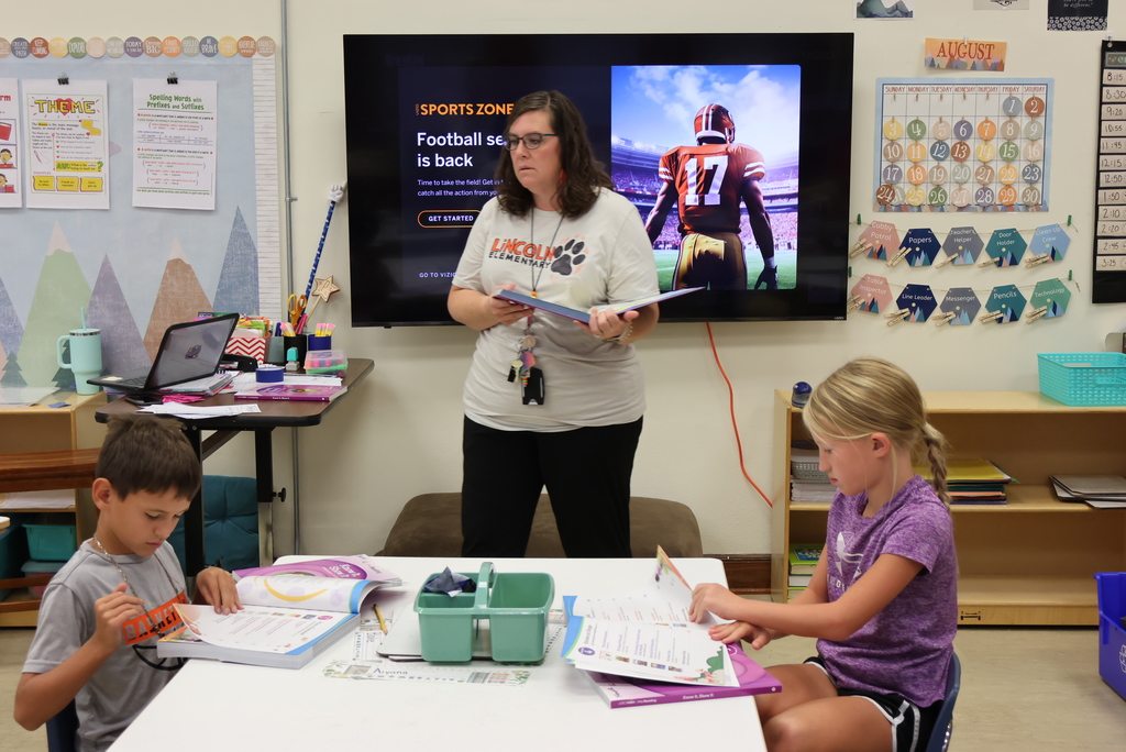 It doesn't matter whether you are in Pre-K or 3rd grade, the first days at Lincoln are all about learning routines! #celebrate379