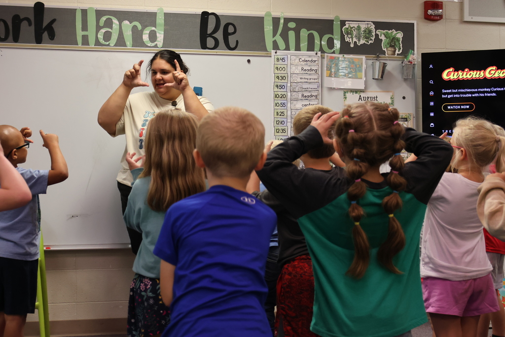It doesn't matter whether you are in Pre-K or 3rd grade, the first days at Lincoln are all about learning routines! #celebrate379