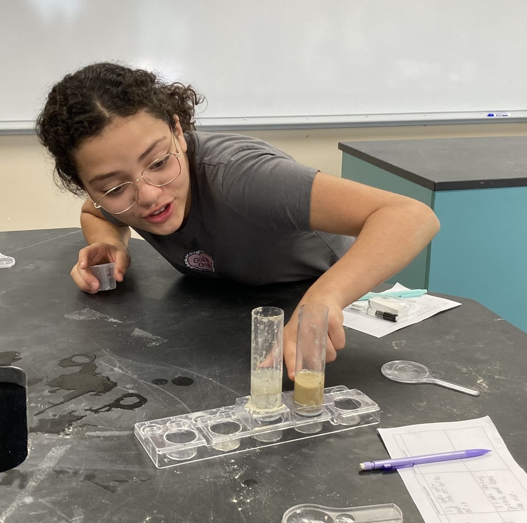 🌍🔬 Mr. Walsh’s 6th graders became scientists today! Their first lab investigation explored how water flows through different earth materials and how aquifers form. 💧 They even studied a map to see why aquifers aren’t evenly spread across the U.S. Hands-on learning at its best! #celebrate379