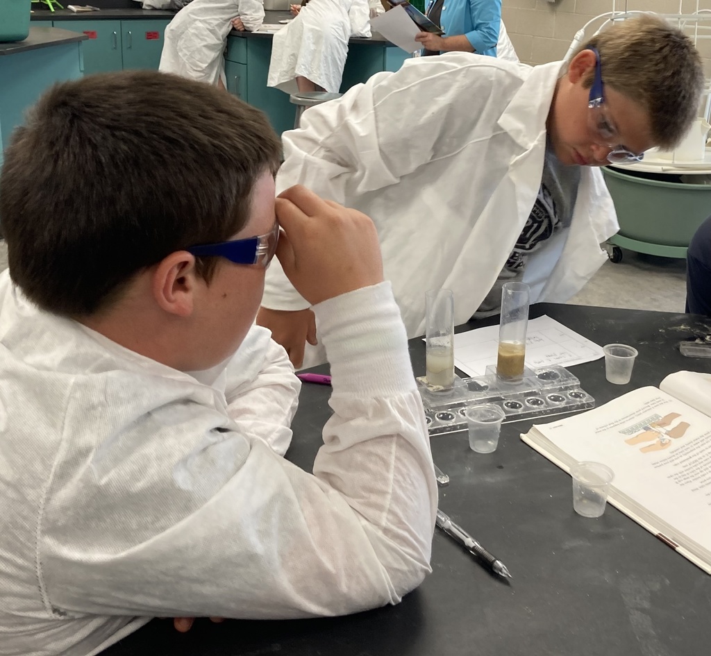 🌍🔬 Mr. Walsh’s 6th graders became scientists today! Their first lab investigation explored how water flows through different earth materials and how aquifers form. 💧 They even studied a map to see why aquifers aren’t evenly spread across the U.S. Hands-on learning at its best! #celebrate379