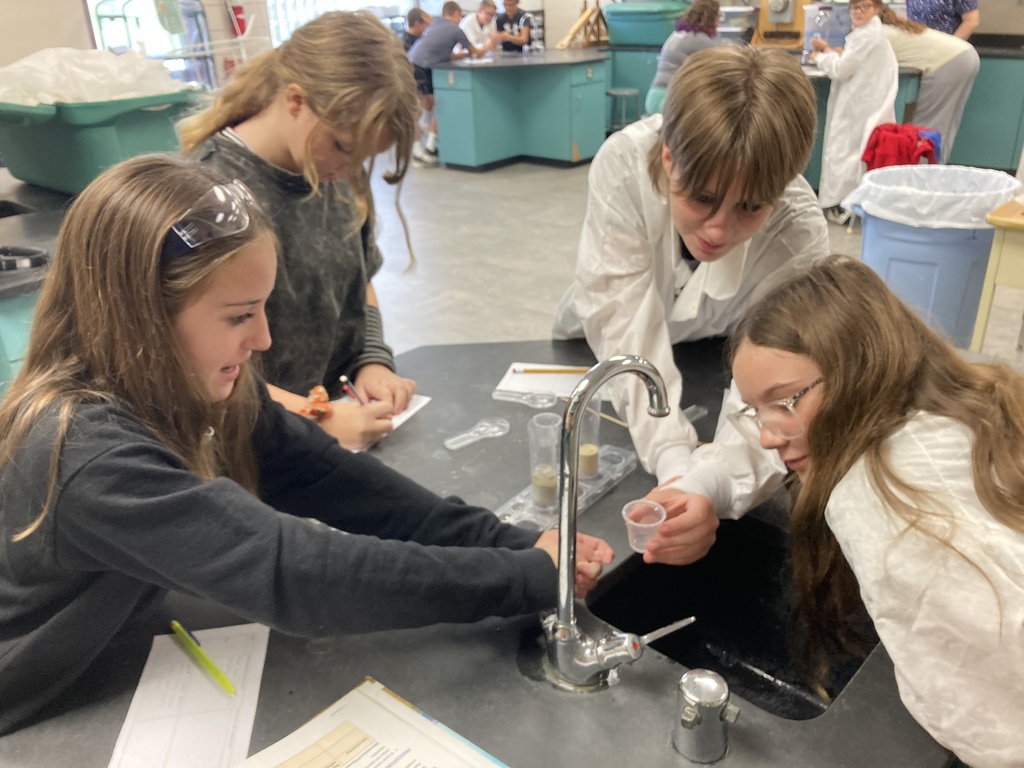 🌍🔬 Mr. Walsh’s 6th graders became scientists today! Their first lab investigation explored how water flows through different earth materials and how aquifers form. 💧 They even studied a map to see why aquifers aren’t evenly spread across the U.S. Hands-on learning at its best! #celebrate379