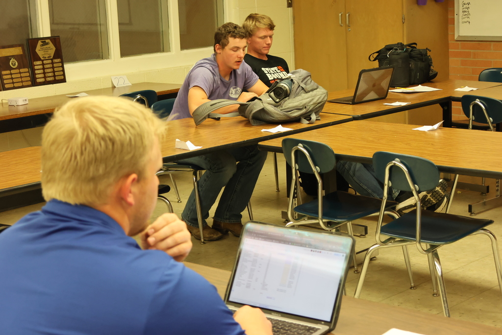 Mr. Craig and his FFA officers spent the afternoon looking at potential sponsors for their 2025-26 FFA shirts. Want to be a sponsor this year? Contact the CCCHS office at 632-2131. You would be supporting one of the top 10 FFA chapters in the state! #celebrate379