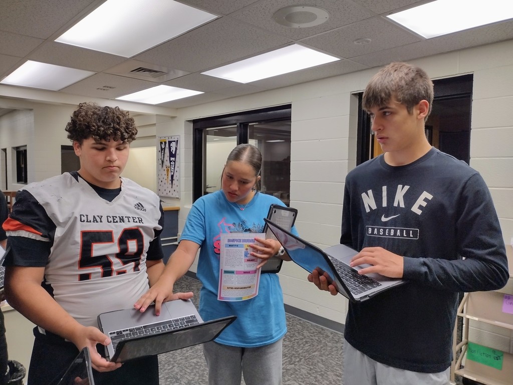 Mrs. Reichart's sophomore English classes are currently working on their Career Exploration Infographic assignment. District Counselor Lisa Last starts the project by presenting the Job Shadow experience, which is required for all sophomores. The students use the CCCHS databases (presented by Mrs. Davidson) to research their chosen career. They will soon be hung outside of her classroom to be viewed. #celebrate379