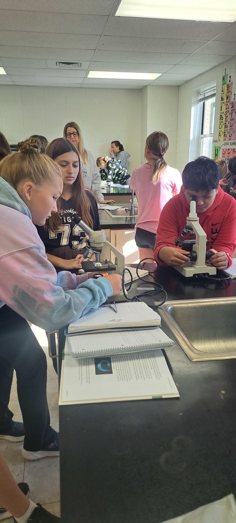 🔬 Wakefield 7th graders explored Paramecium under the microscope this week in Mrs. Trembath's science class! 🌊✨ They mastered focusing skills and learned how even the tiniest organisms play a BIG role in keeping ecosystems healthy. 🌱🌍 #celebrate379