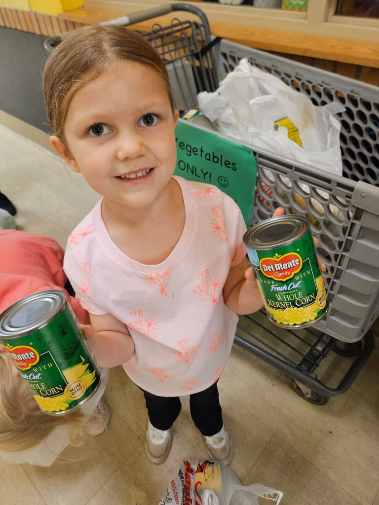 Vv is for Vegetables and the amazing Cubs at LES did not disappoint. Thank you, LES, for your help with Mrs. Shannon's service project! The shelves at the Lighthouse will be full, but their hearts will be even fuller! #celebrate379