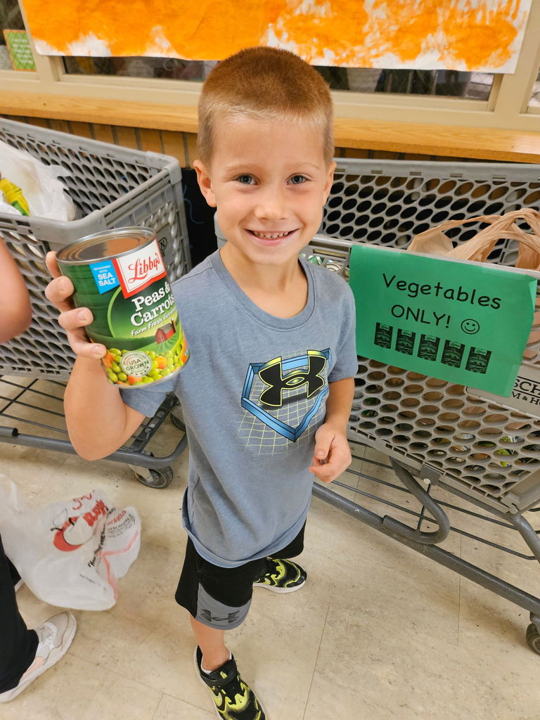 Vv is for Vegetables and the amazing Cubs at LES did not disappoint. Thank you, LES, for your help with Mrs. Shannon's service project! The shelves at the Lighthouse will be full, but their hearts will be even fuller! #celebrate379