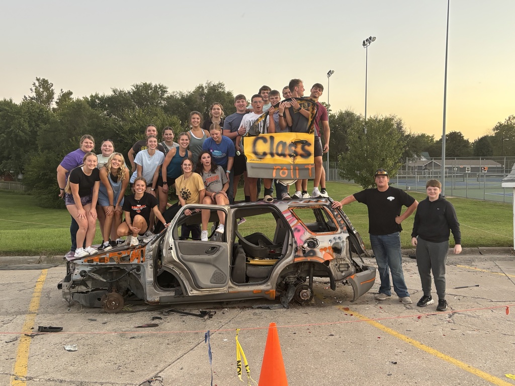 Class of '26 representing at the annual Homecoming Car Smash! #celebrate379