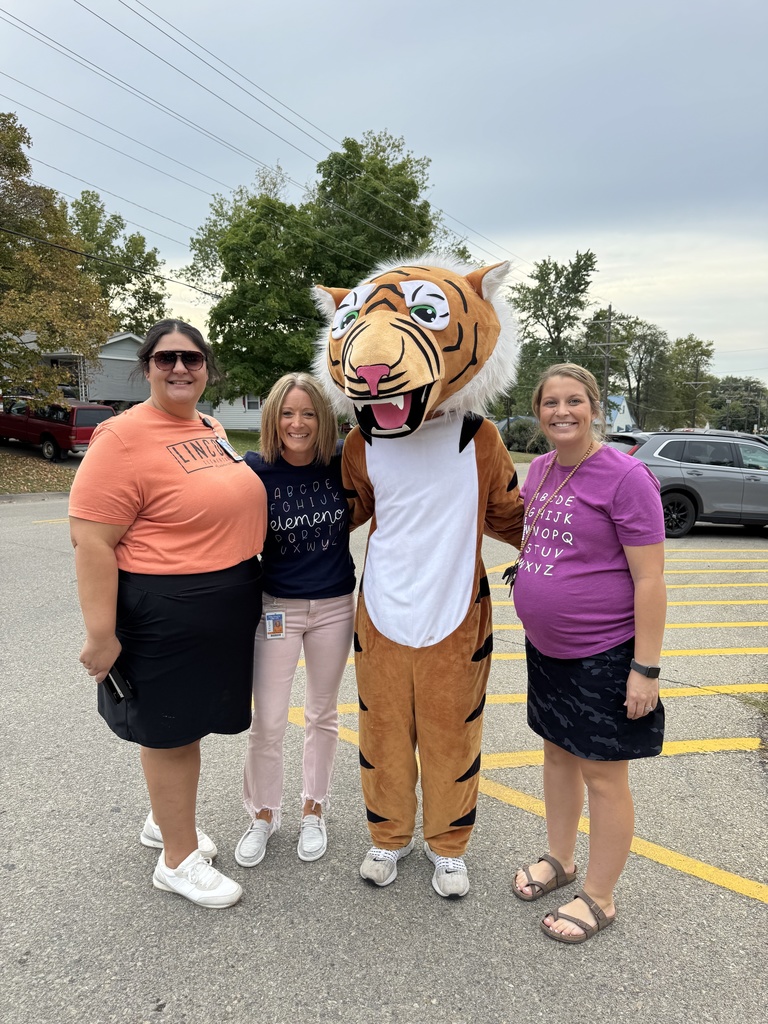 Today was a beautiful day for the kindergarten ABC Bootcamp! All K's created their own outfit based on the letters of the alphabet and presented in front of their classmates and families at Dexter Park! A special thanks to the CCCHS band for making the trip to help us celebrate! #celebrate379