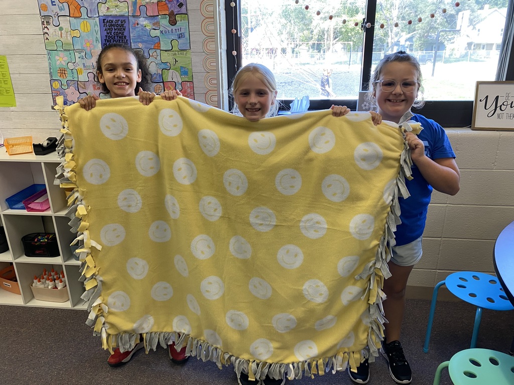 During her Bengal Innovators time, Miss Bott’s group measured, cut, and tied fleece fabric to create tie blankets. Students marked out inch by inch to ensure each tie was spaced evenly apart. They then chose places around the community to donate these blankets. Places chosen were the Lighthouse for Christ, the Hope House, a local church, and the Clay County EMT. What a great community project! #celebrate379