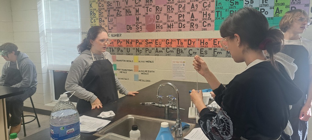 Mrs. Trembath's Biology students explored diffusion with a hands-on lab. Using dialysis tubing to represent a semi-permeable membrane, they discovered that tiny glucose molecules can pass through, while bigger starch molecules cannot. This is why our bodies must break down starch into glucose—so our cells can transport and use it for energy! #celebrate379