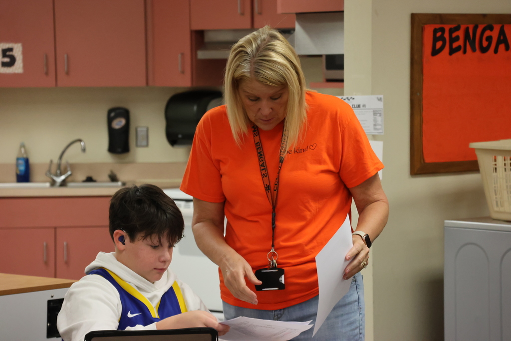Mrs. McDonald has a unique way of helping her Family and Consumer Science students learn while also giving them some autonomy during the week. She creates a playlist of activities that all students must complete by the end of the week. Then they can work independently or in small groups to complete each assignment. Right now, her 6th graders are finishing up a nutrition unit. #celebrate379