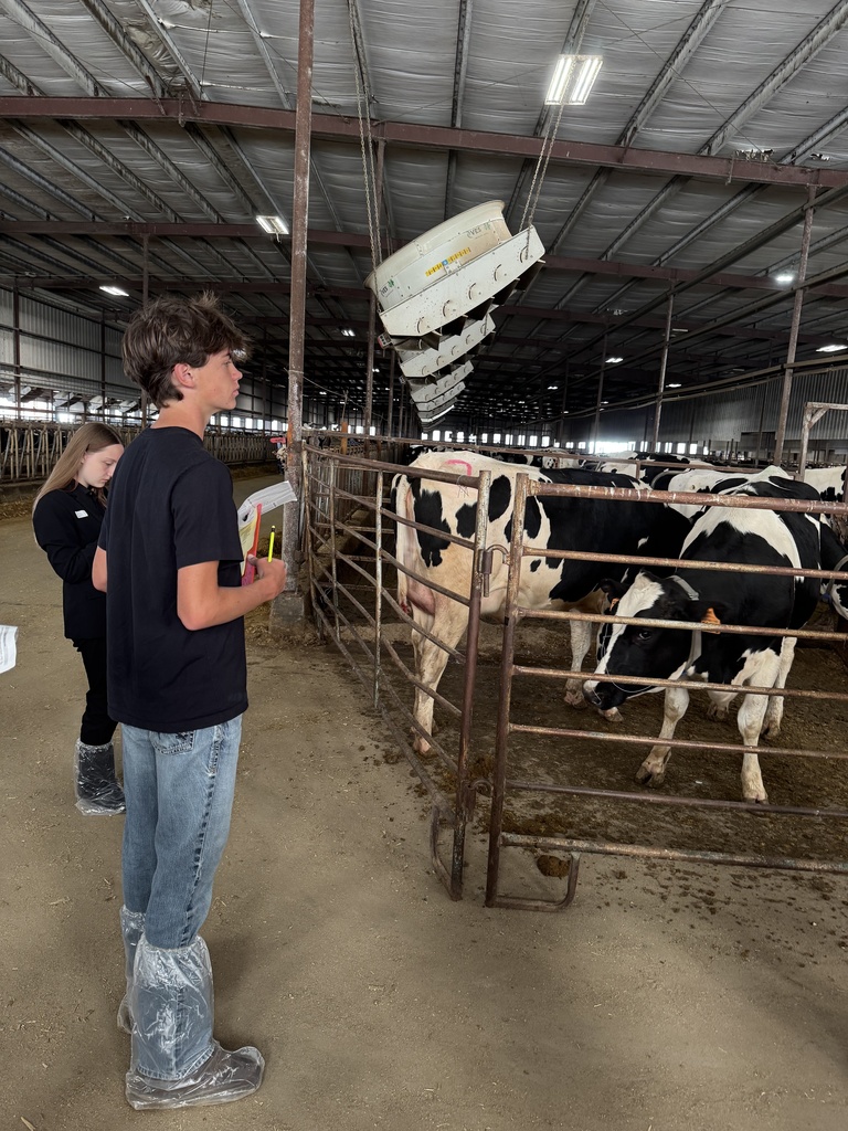 Mr. Craig's freshman Ag 101 class has had a busy and successful first quarter! Students in the class have learned about various careers in agriculture, planned a community service project, and done in-depth explorations of soil science and management, and dairy farm management. The class made visits to community farms operated by Erica and AJ Carlson, Rick Chaffee, and Cott Family Farms to look at various soil profiles. The class also visited the Wohler family's 4J dairy to learn about the daily responsibilities of the dairy farmer. All these experiences have led to success in FFA competitions! The Clay Center team placed 2nd at the Land/Soils evaluation (tied for 1st!), and took 1st place in the Dairy Cattle Evaluation competition. Various students have had top-10 performances throughout the school year thus far.
