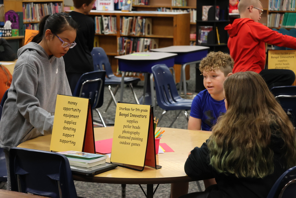 Mrs. Galindo made some real-world learning experiences during her typing and handwriting time with her 5th graders today. They wrote personal thank you notes to everyone who helped with the building's fundraising efforts. Students learned the proper way to write a thank you note and what topics they should include in their message. #celebrate379